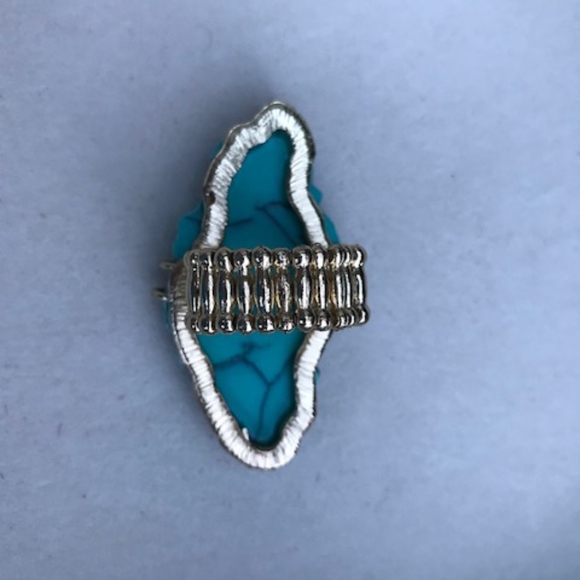 Free with $40 Purchase-Huge Gold Turquoise Ring - Picture 2 of 4